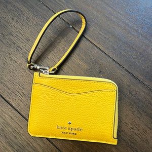 Kate Spade Wristlet ♠️